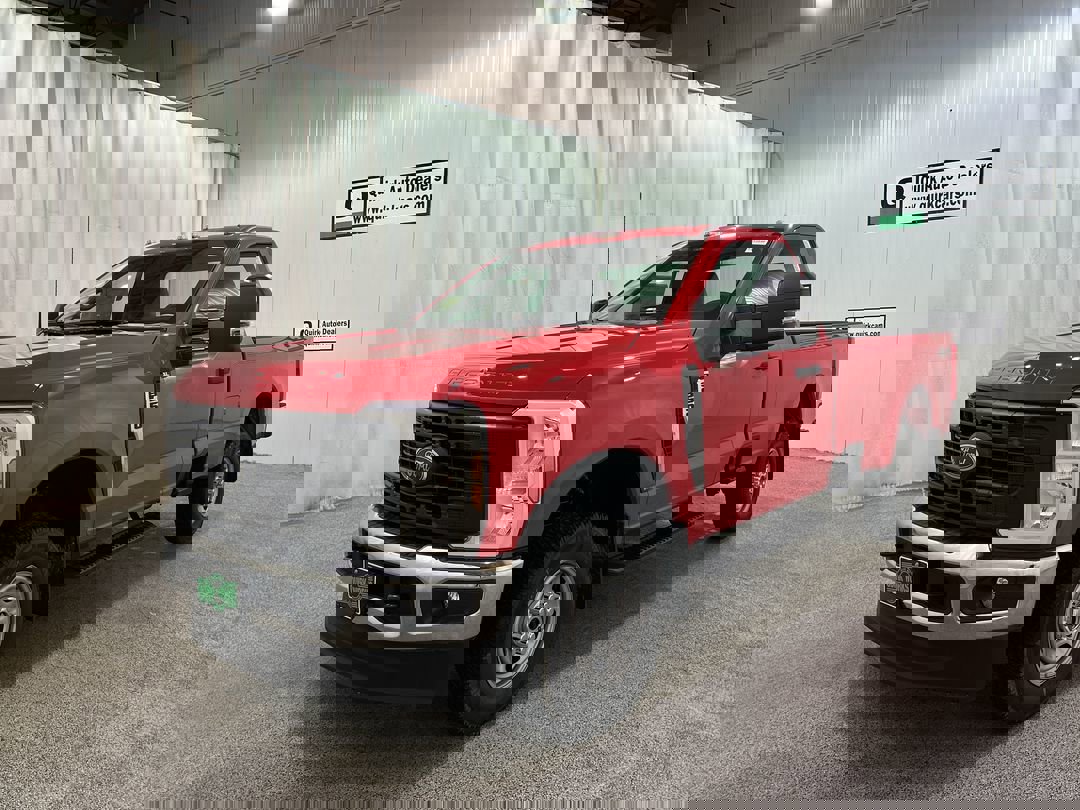 2025 Ford F-250 XL photo 4