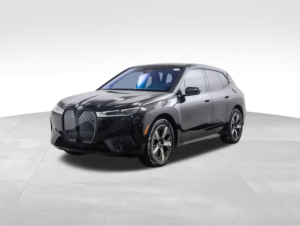 2024 BMW iX Base's photo