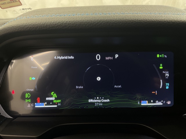 New 2024 Bright White Clear-Coat Exterior Paint Jeep Trailhawk 4xe image 15