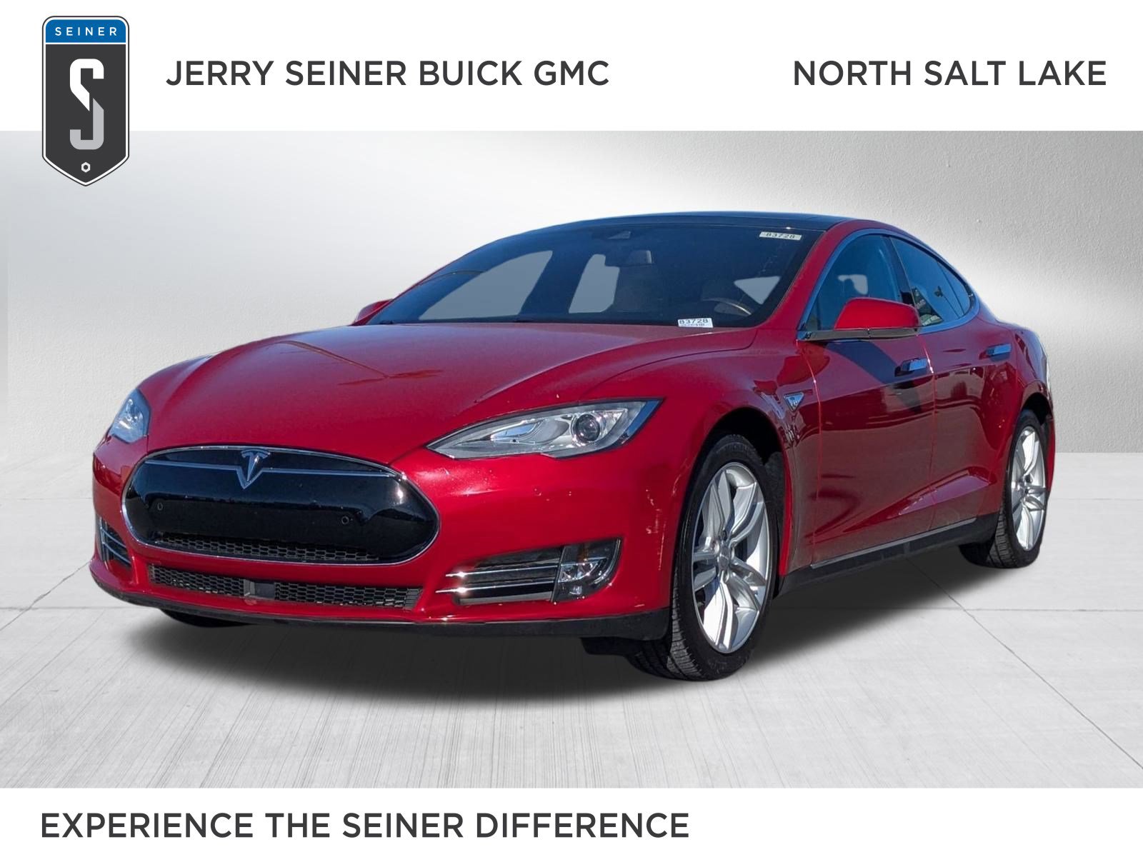 2015 Tesla Model S S's photo