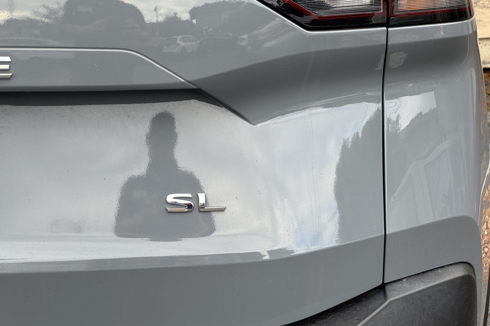 2023 Nissan Rogue SL photo 4