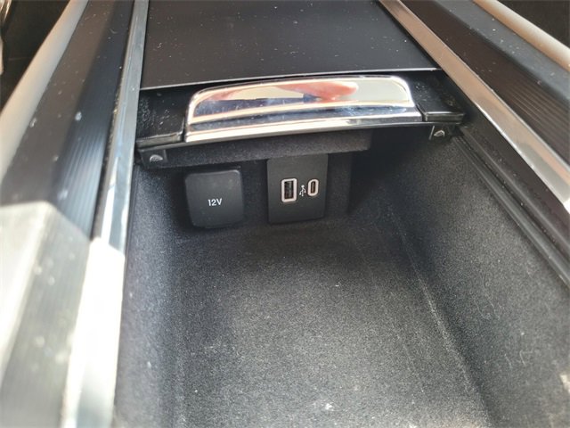 2025 Lincoln Corsair Premiere photo 24