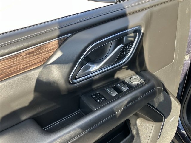 2023 Chevrolet Suburban Z71 photo 14