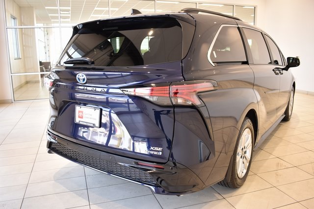2023 Toyota Sienna XSE photo 10