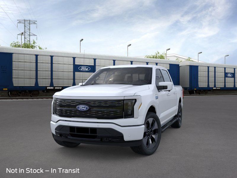 2025 Ford F-150 Lightning Platinum photo 3