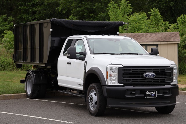 2025 Ford F-550 XL photo 4
