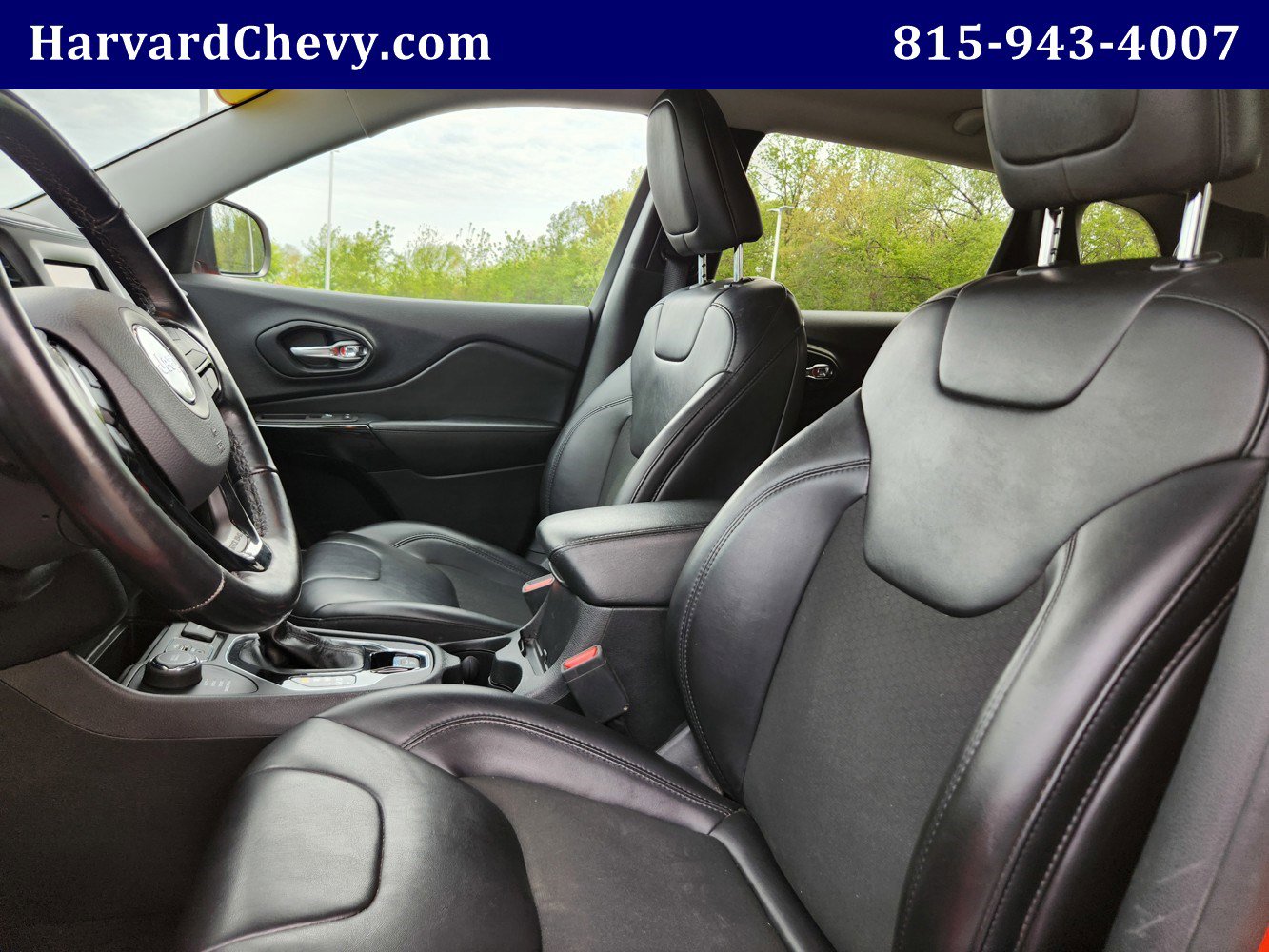 2021 Jeep Cherokee Altitude photo 24