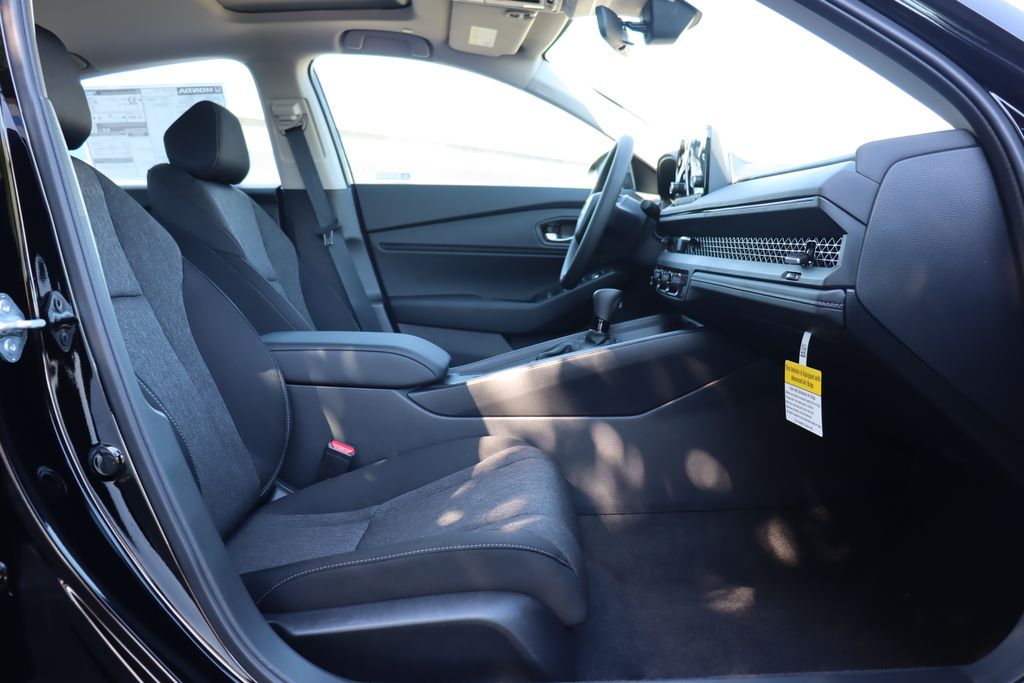 2025 Honda Accord SE photo 18