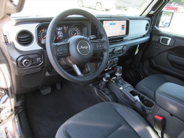 2025 Jeep Wrangler Sport photo 14