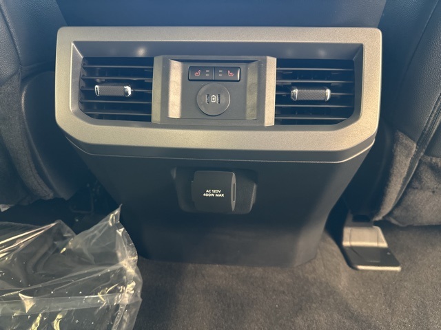 2025 Ford F-350 Lariat photo 30