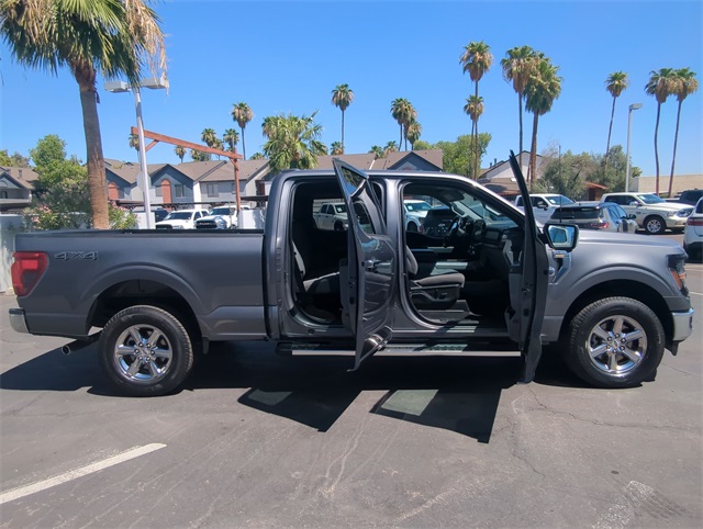 2024 Ford F-150 XLT photo 2