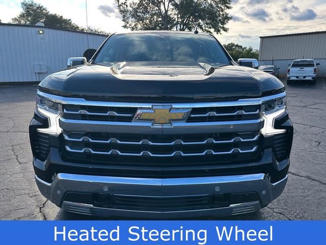 2024 Chevrolet Silverado 1500 LTZ photo 3