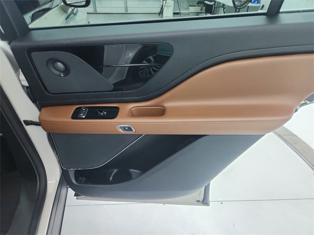 2024 Lincoln Aviator Reserve photo 37
