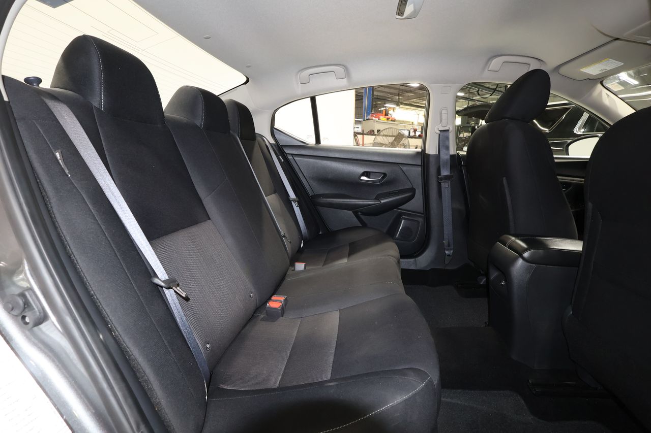 2023 Nissan Sentra SV photo 24
