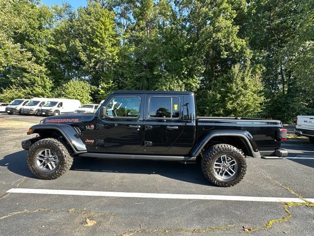 2025 Jeep Gladiator Mojave photo 3