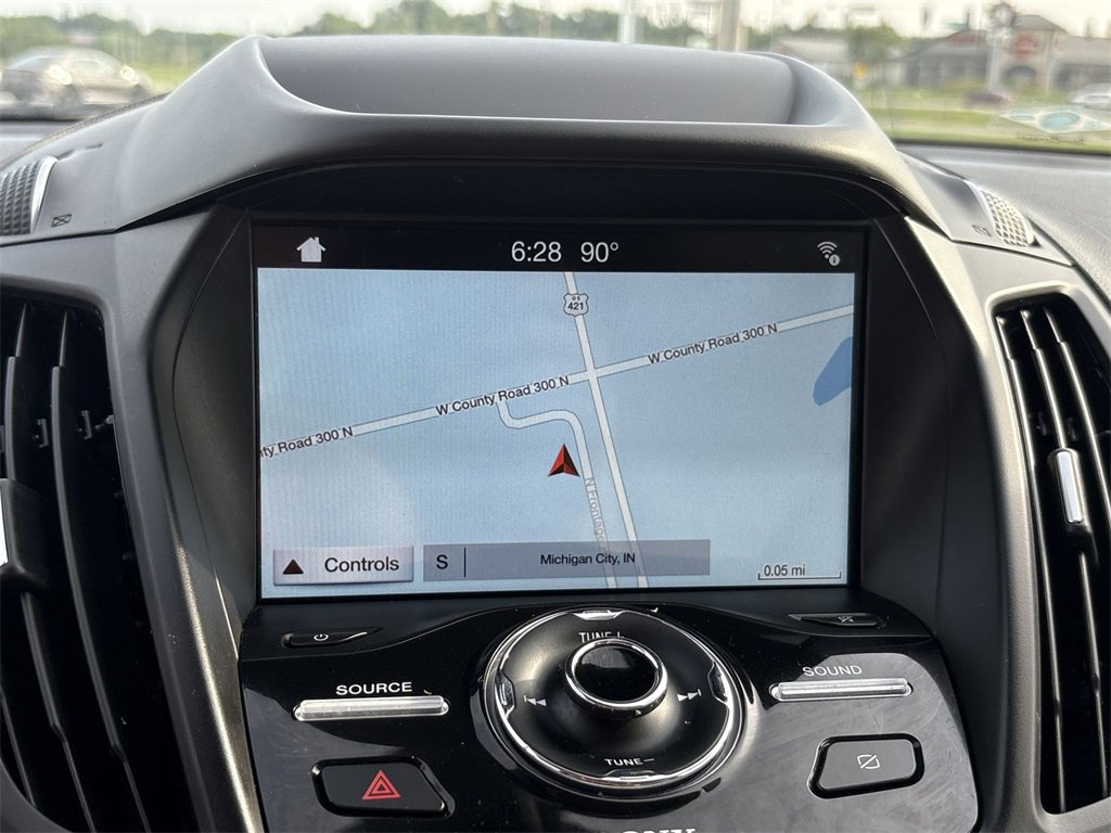 2019 Ford Escape Titanium photo 17