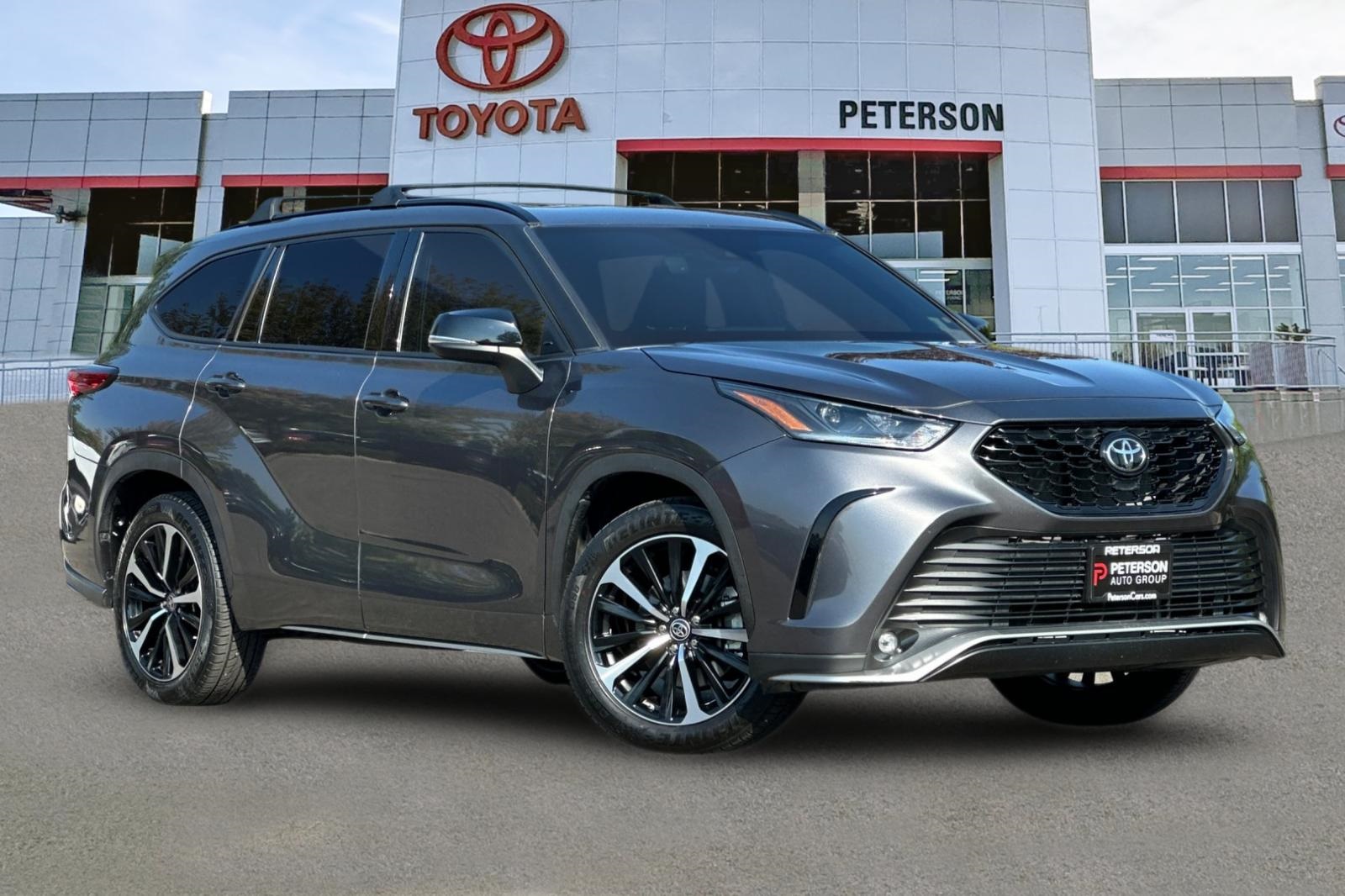 2021 Toyota Highlander XSE photo 2