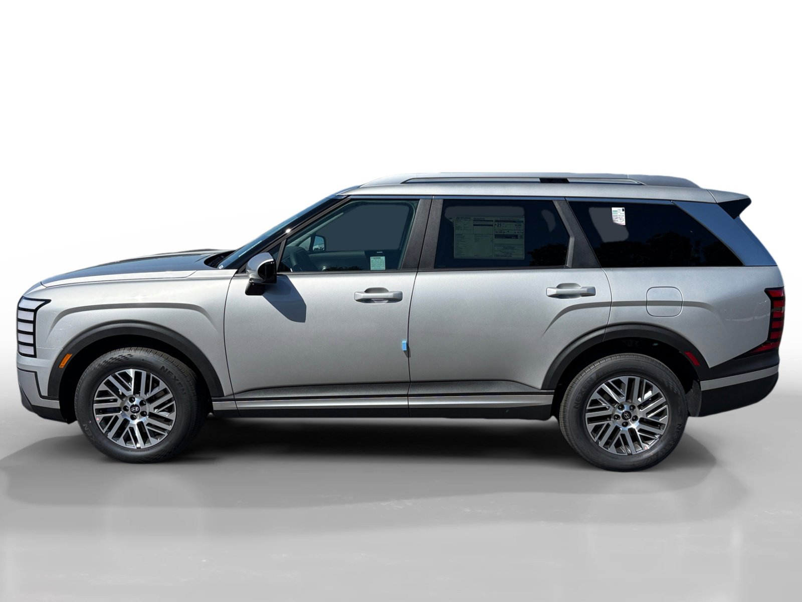 2026 Hyundai Palisade SEL photo 2