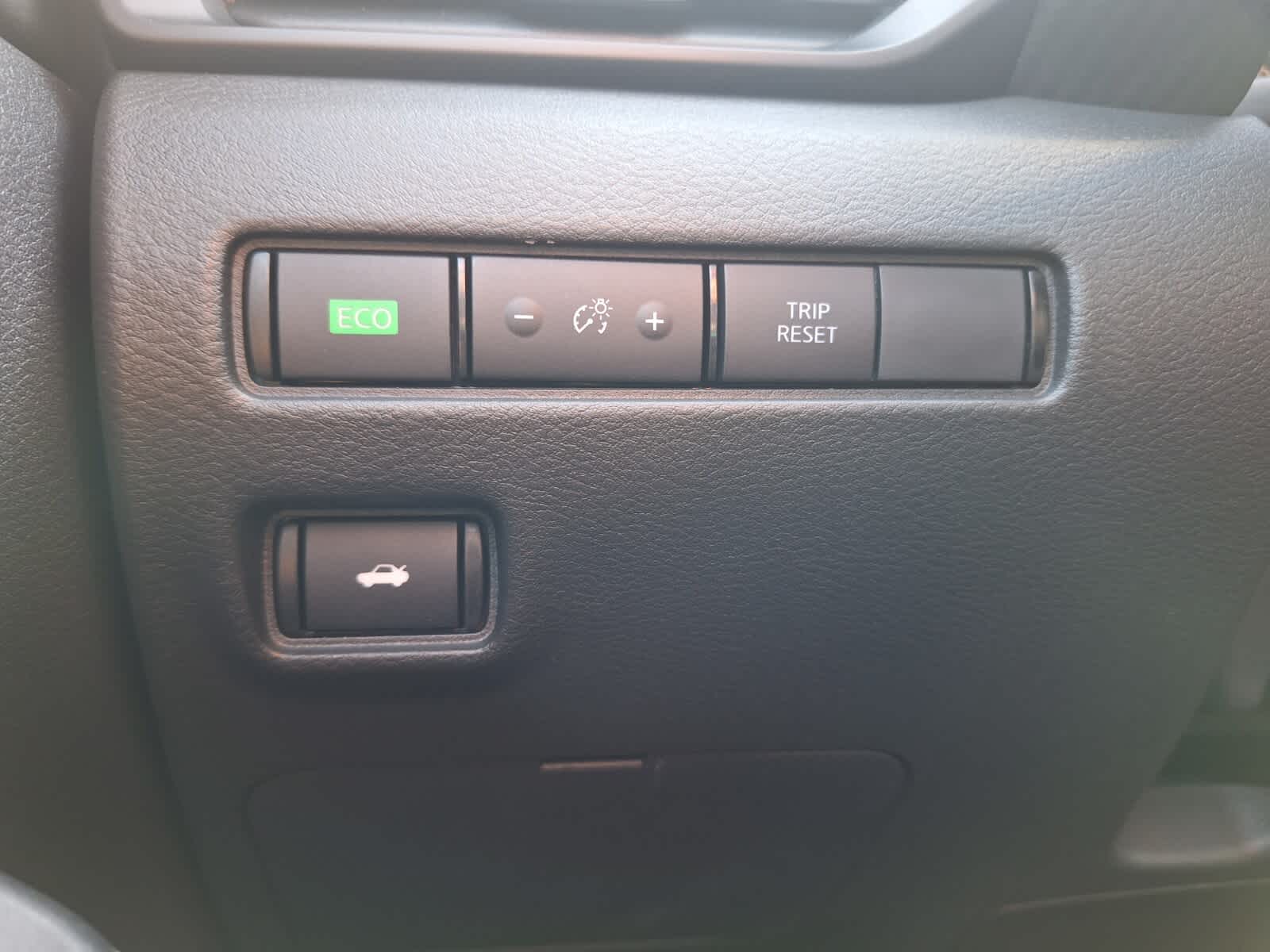 2025 Nissan Sentra S photo 12