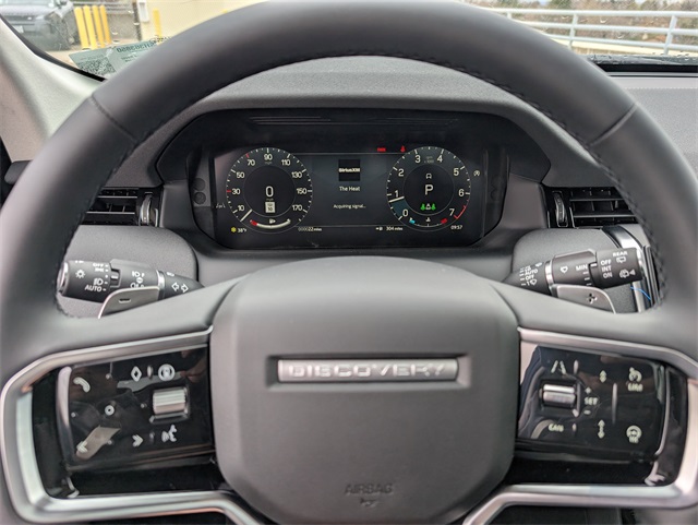 2025 Land Rover Discovery Sport S photo 9