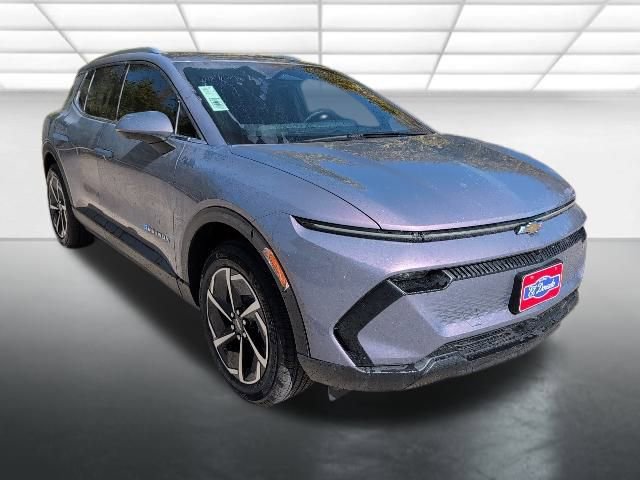 2026 Chevrolet Equinox EV 2LT's photo