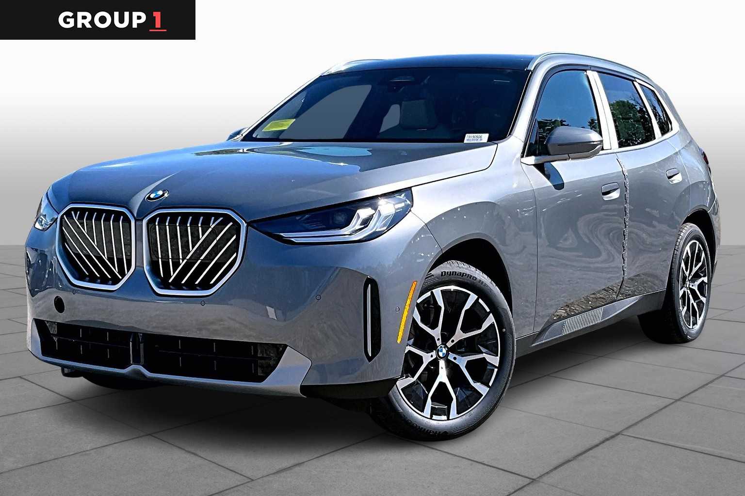 2026 BMW X3 30's photo