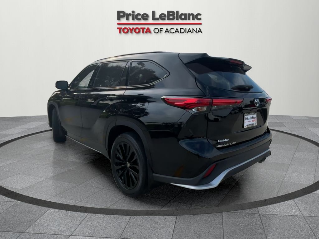 2023 Toyota Highlander XSE photo 5