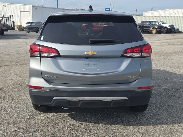 2023 Chevrolet Equinox LT photo 4