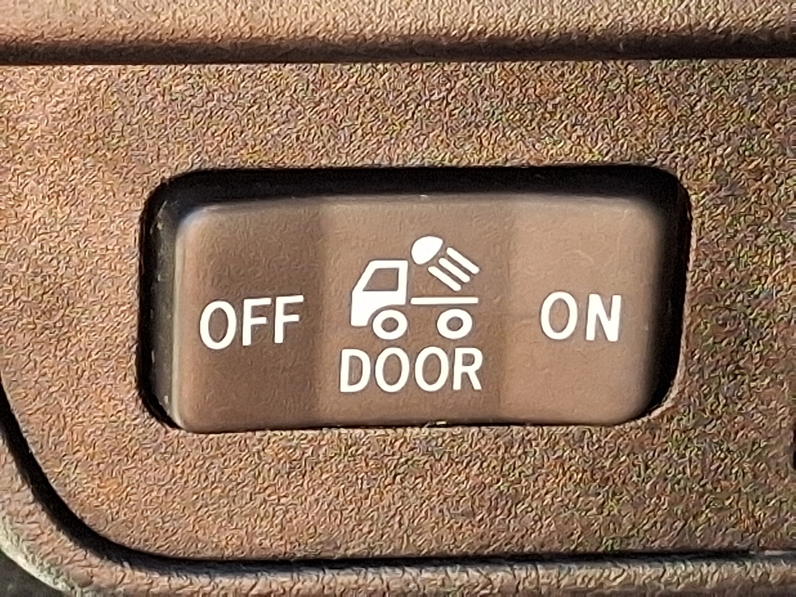 2022 Toyota Tacoma SR photo 24