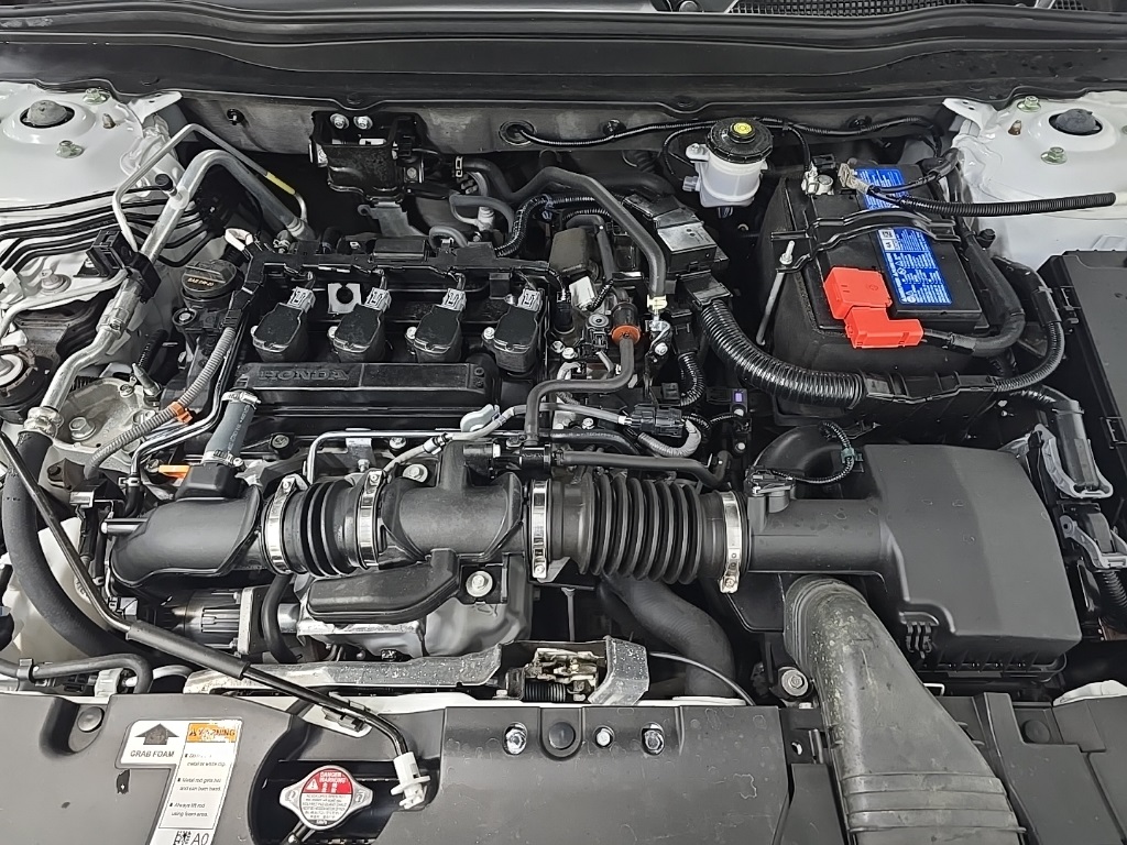 2022 Honda Accord Sport 1.5T photo 12