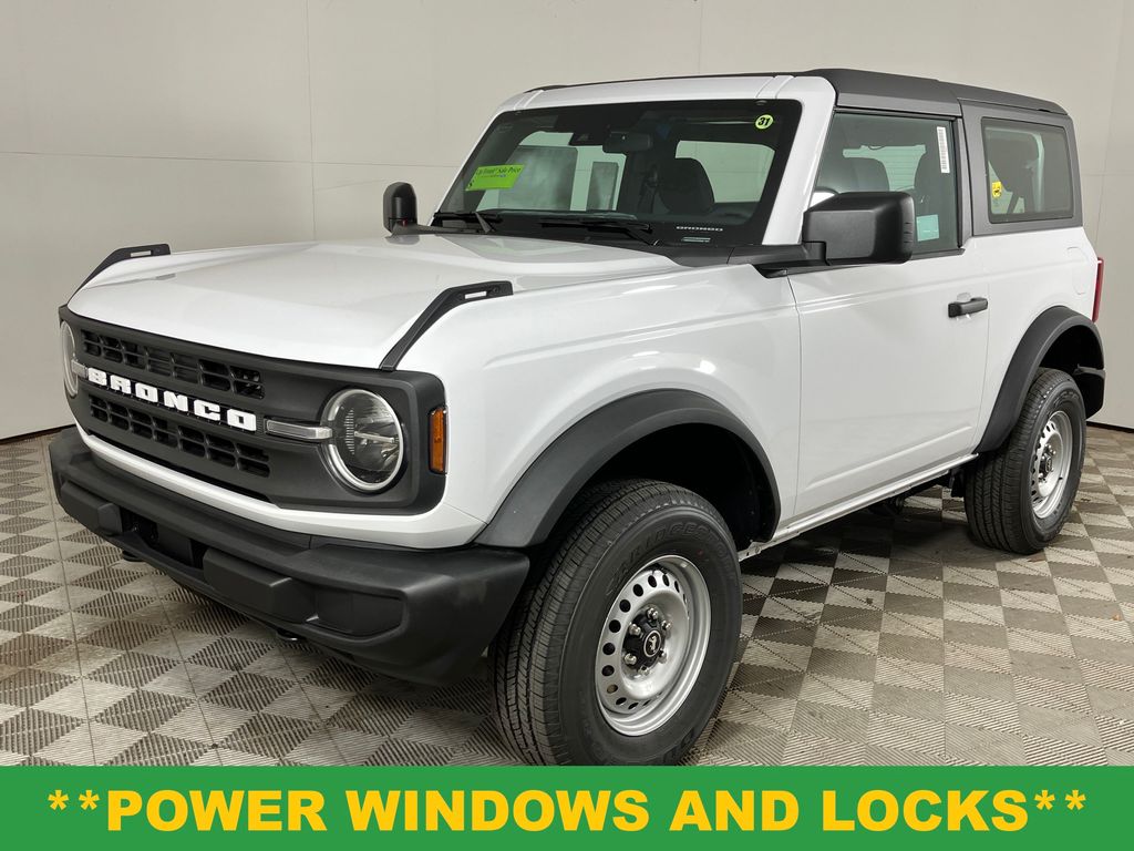 2025 Ford Bronco Base photo 11