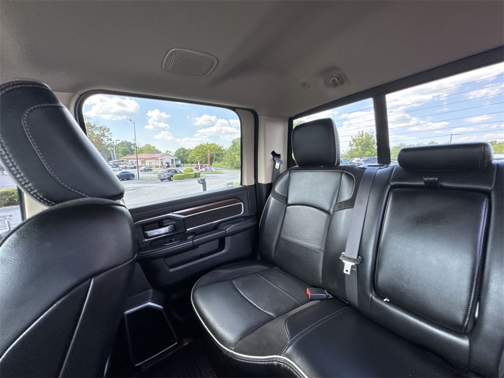2022 Ram 2500 Laramie photo 12