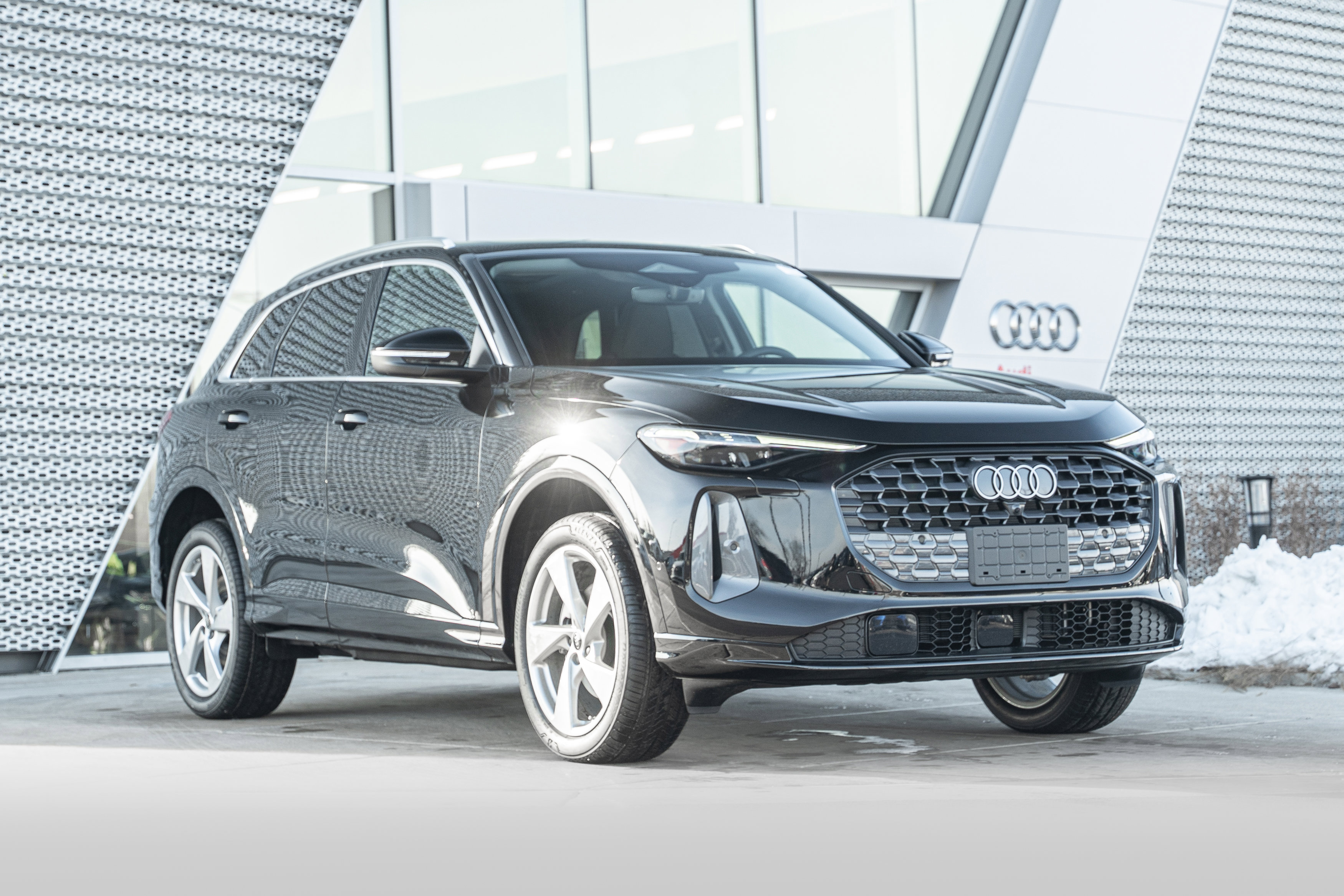 2025 Audi New Q5 Premium Plus's photo