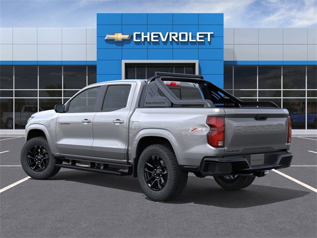2025 Chevrolet Colorado Z71 photo 2