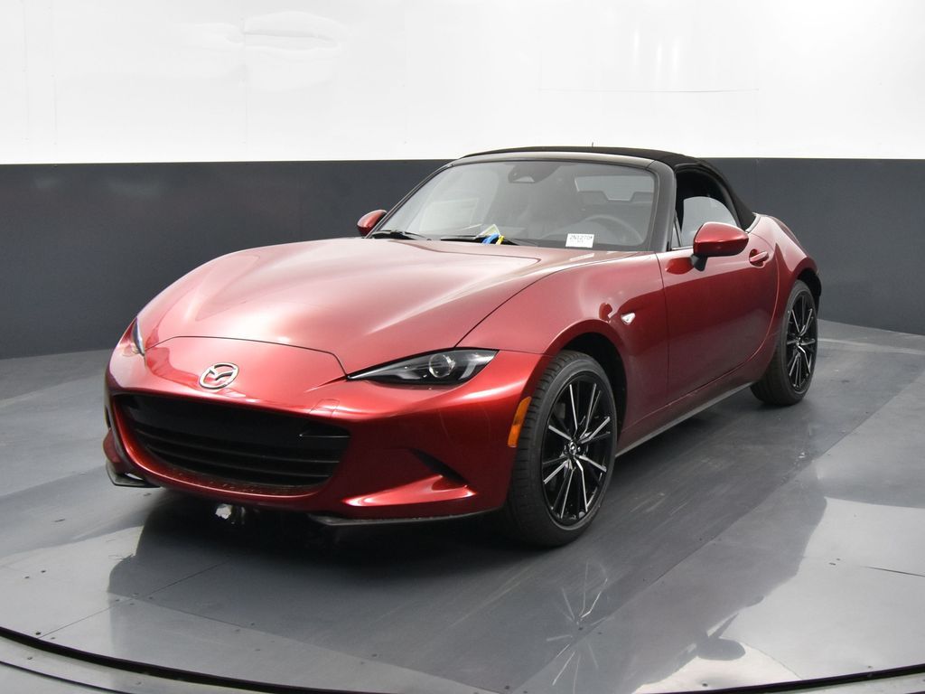 2025 Mazda MX-5 Miata Miata Grand Touring photo 3