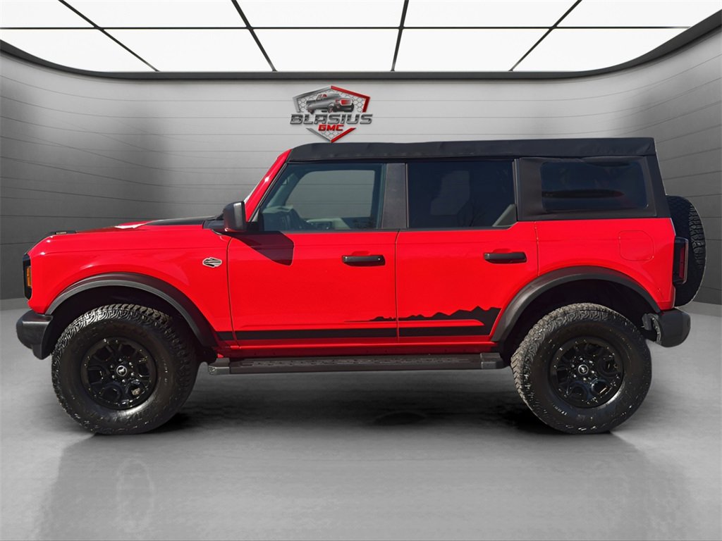 2022 Ford Bronco Wildtrak photo 2