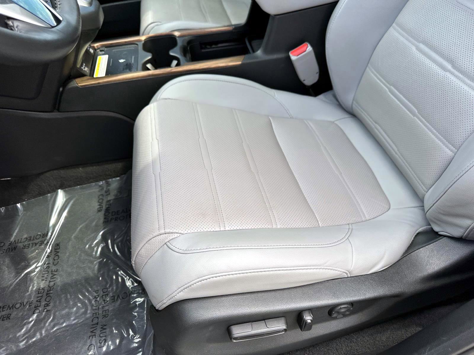 2022 Honda CR-V Hybrid Touring photo 18