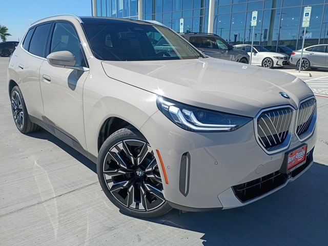 2026 BMW X3 30's photo
