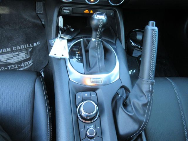 2022 Mazda MX-5 Miata RF Miata Grand Touring photo 18