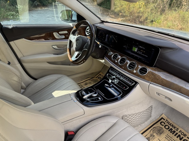 2018 Mercedes Benz E 400 4MATIC Wagon photo 20