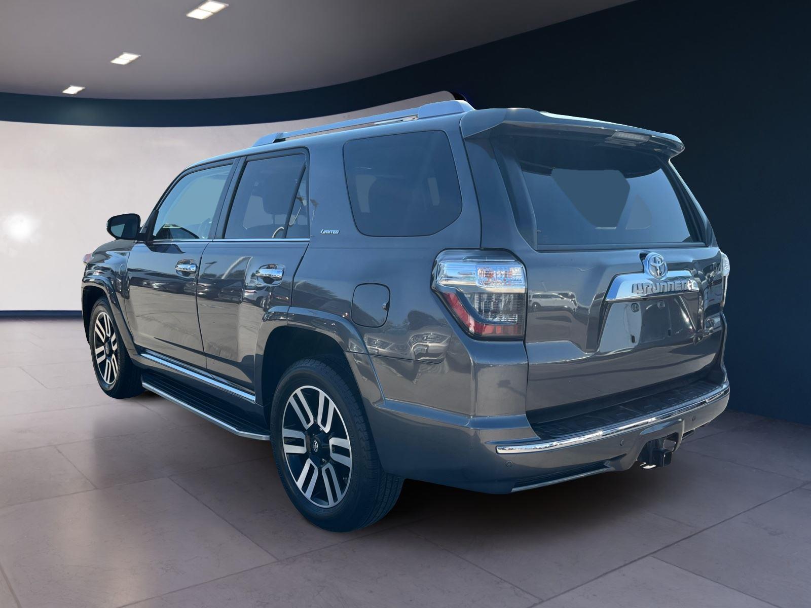 2016 Toyota 4Runner Limited photo 3
