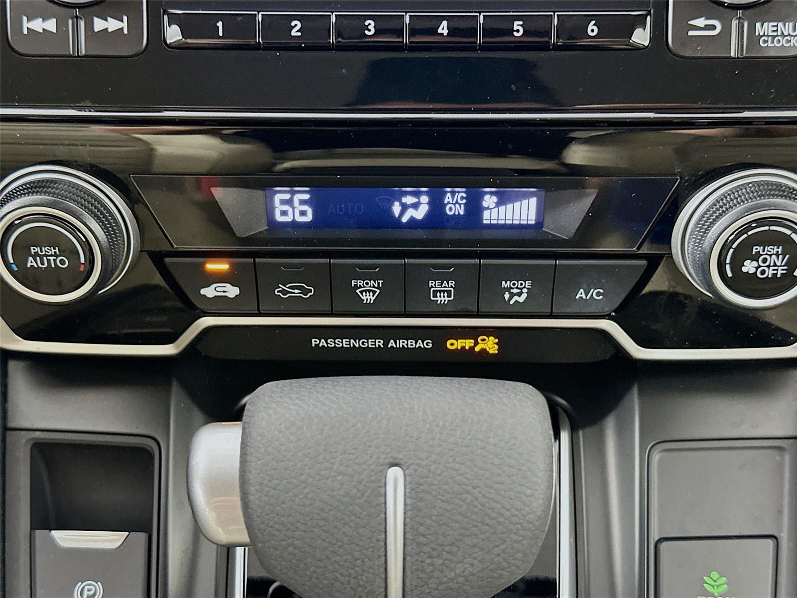 2019 Honda CR-V LX photo 15