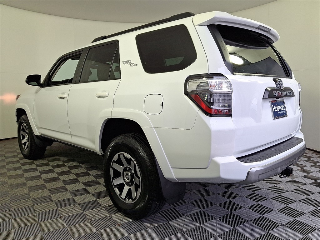 2024 Toyota 4Runner TRD Off-Road 4WD photo 2