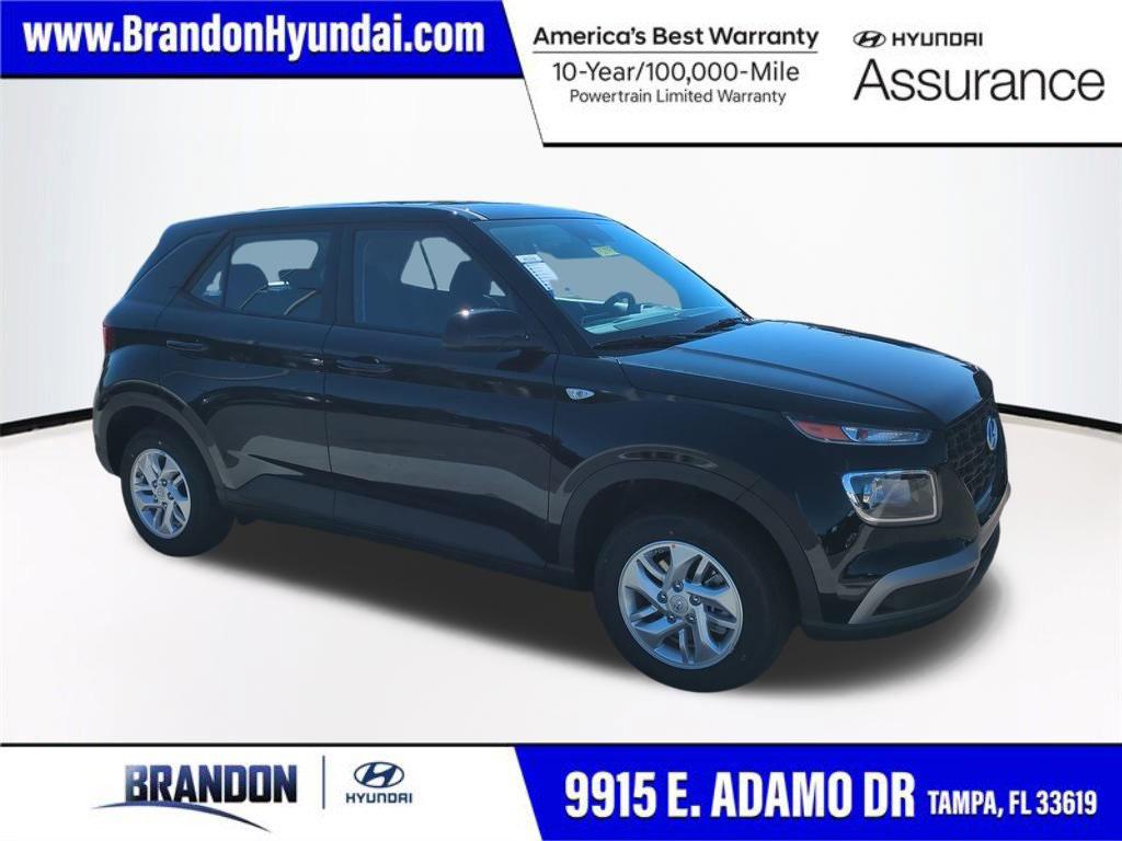 2026 Hyundai Venue SE's photo