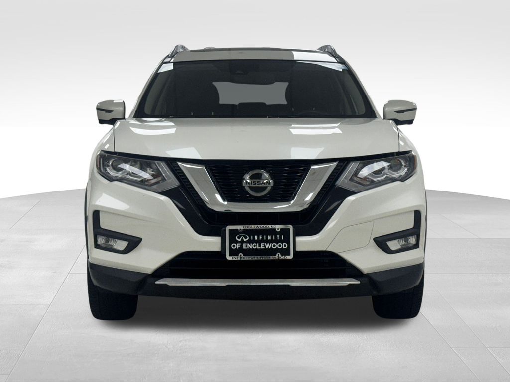 Used 2018 Nissan Rogue SL with VIN JN8AT2MV4JW350943 for sale in Englewood, NJ