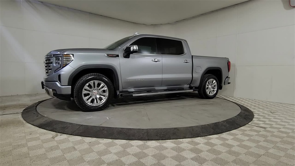 2023 GMC SIERRA - Image 3