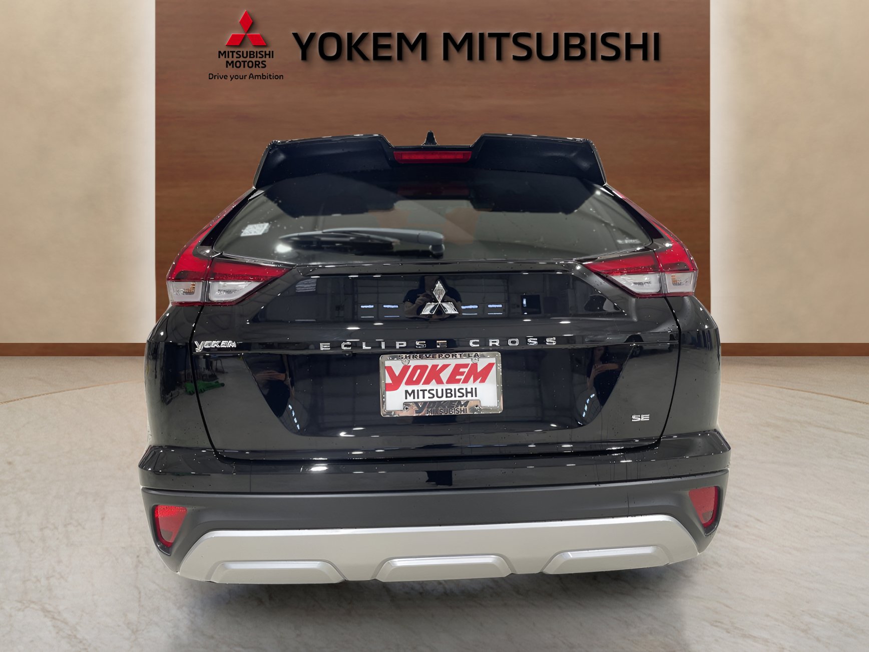 2025 Mitsubishi Eclipse Cross SE photo 4