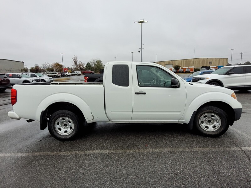2018 Nissan Frontier S photo 2