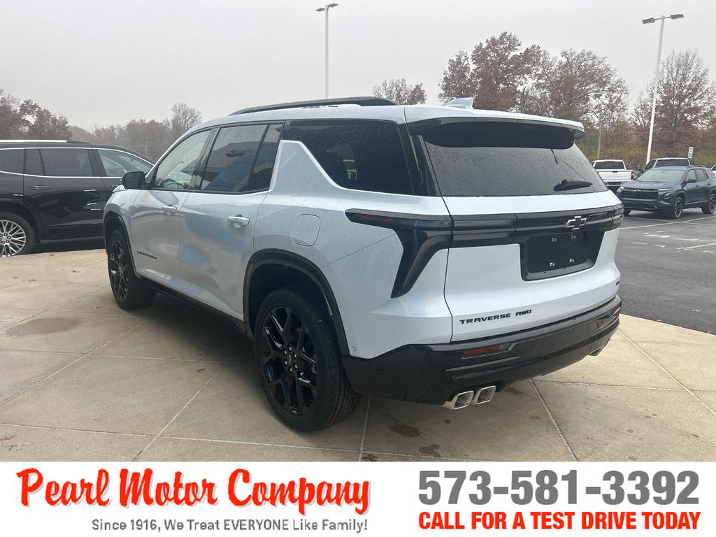 2026 Chevrolet Traverse RS photo 3