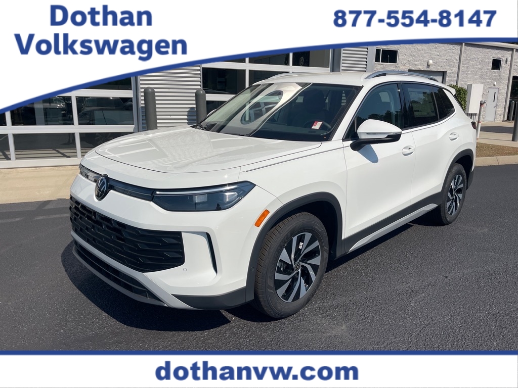 2025 Volkswagen Tiguan S's photo